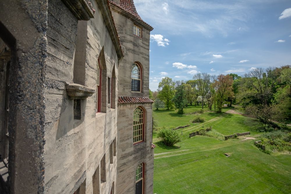 Windows of Fonthill Castle