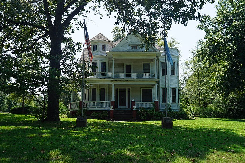 Exterior of the Historic Barnes-Stevenson House