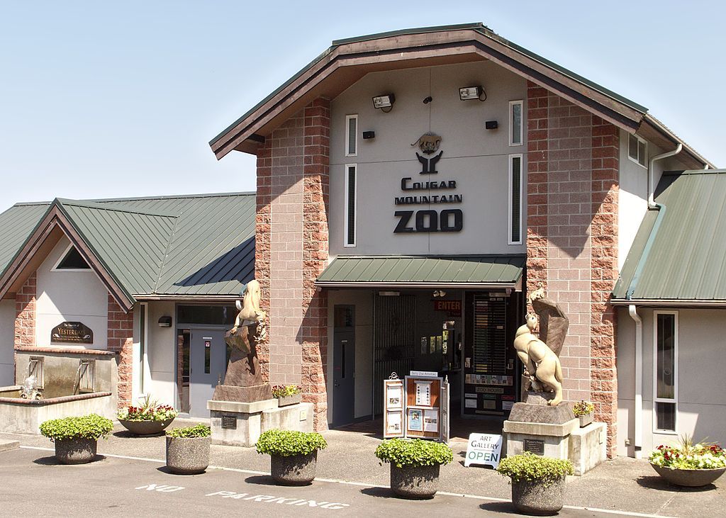Exterior of the Cougar Mountain Zoo.