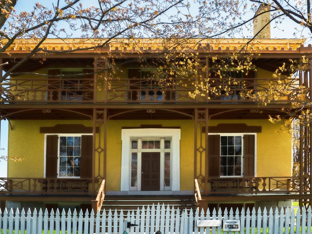 Main house at Sackets Harbor Battlefield