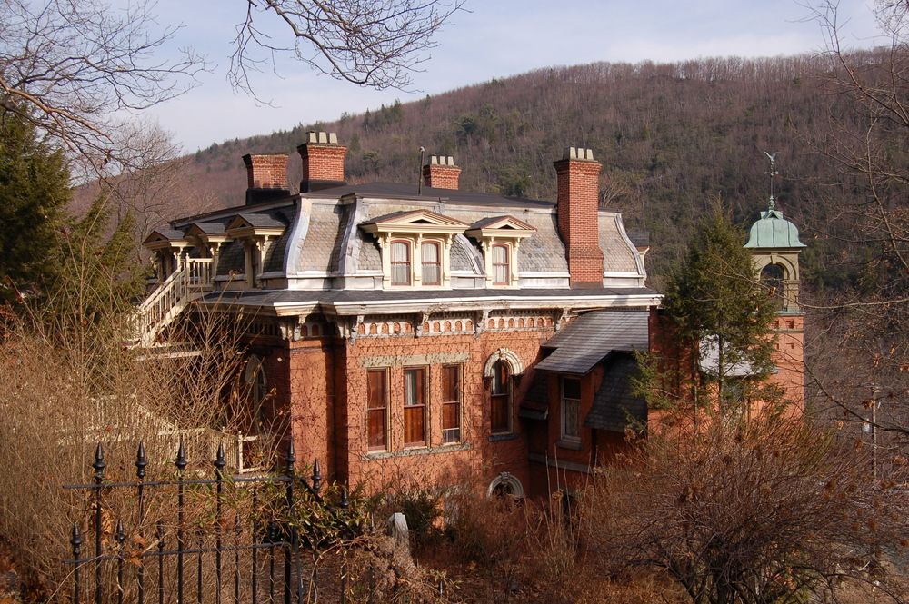 Top view of the Harry Packer Mansion