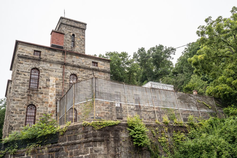 Side exterior of Old Jail Museum