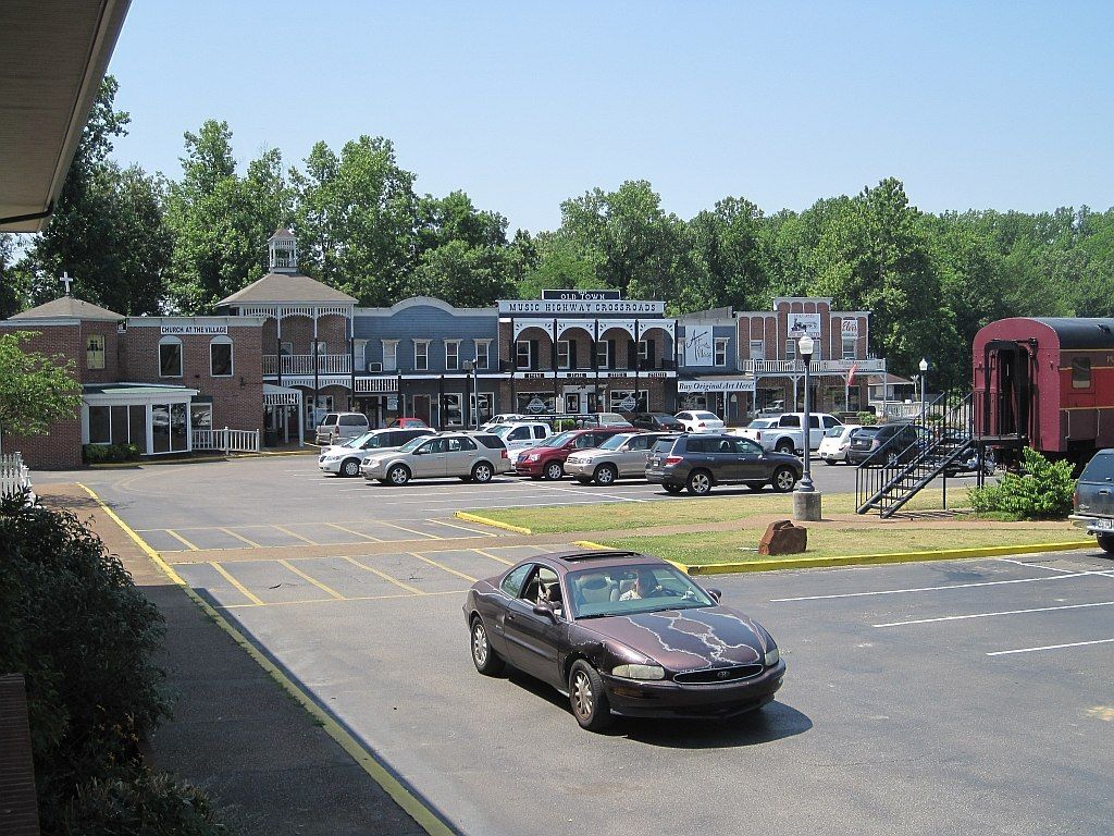 Buildings at Casey Jones Village