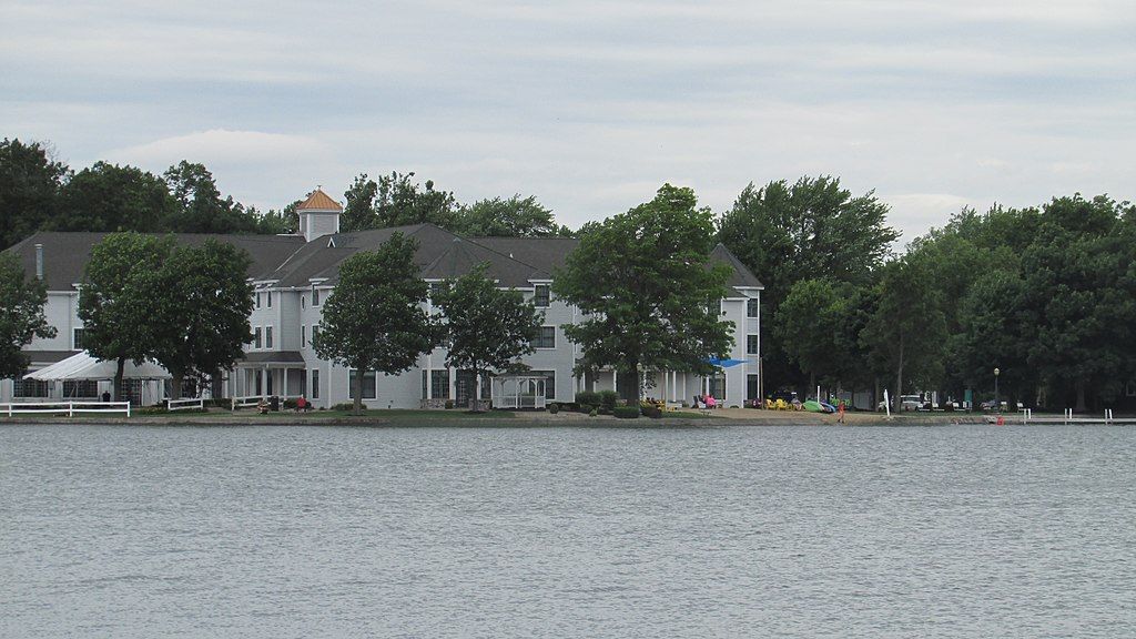 Exterior of Oakwood Resort