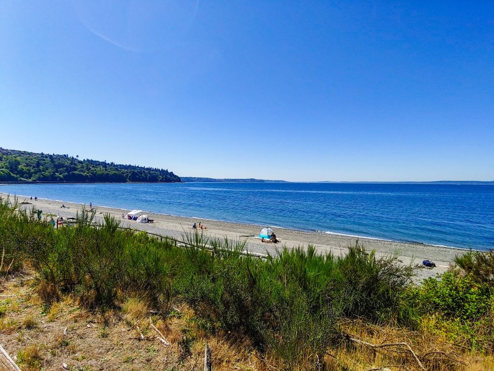 Sunny day at Richmond Beach Saltwater Park