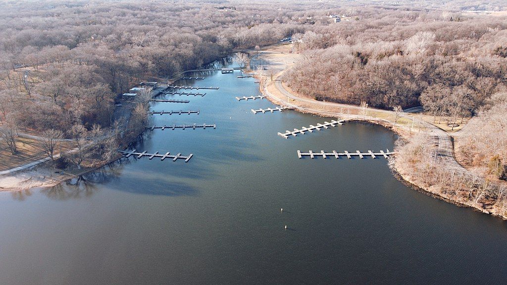 Aerial view of Wyandotte County Lake Park