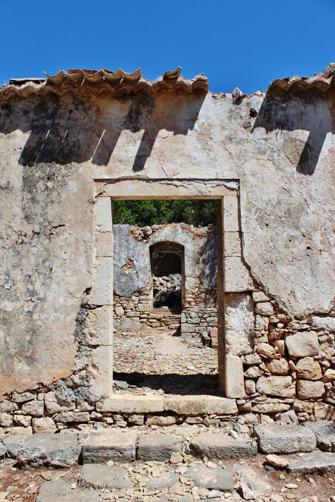 Passageway at Old Vlachata ruins