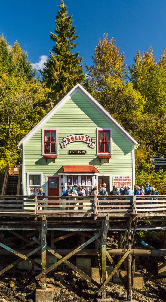 The bright colored exterior of Dolly’s House Museum