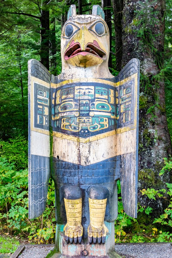 An eagle shaped totem pole at Totem Bight State Park