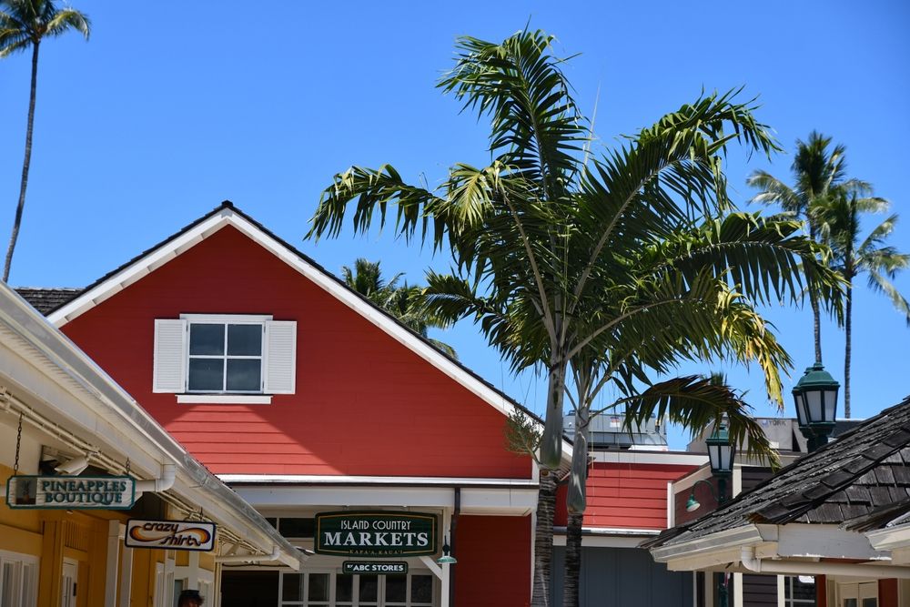 Building signs of Coconut Marketplace shops