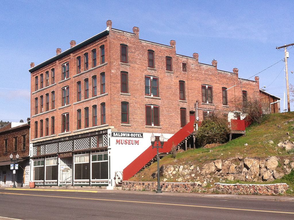 Exterior of Baldwin Hotel Museum