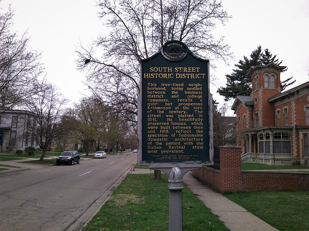 History marker of South Street Historic District