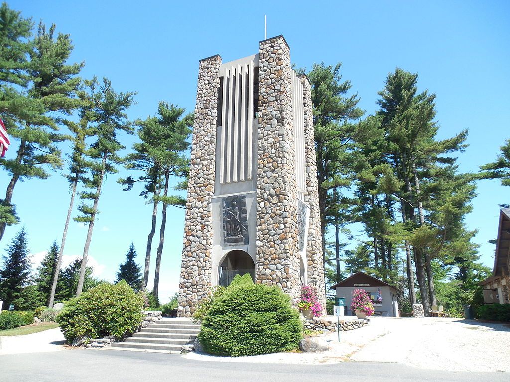 Structure of the Cathedral of the Pines