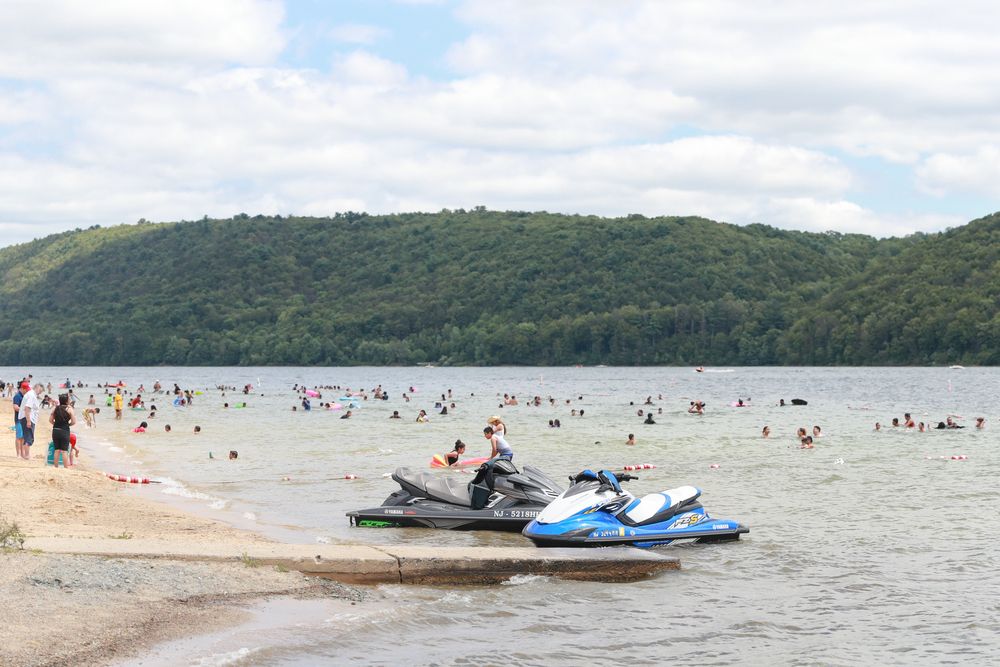 People swimming on the waters of Beltzville State Park