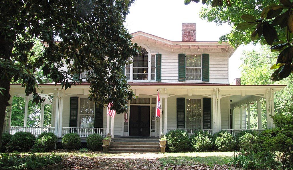 Exterior of the Mabry-Hazen House Museum