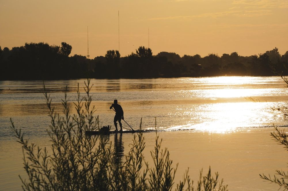 Paddle-boarding at Columbia Park