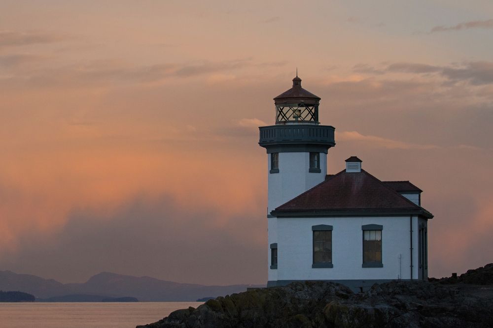 Closer View of Kiln Lighthouse