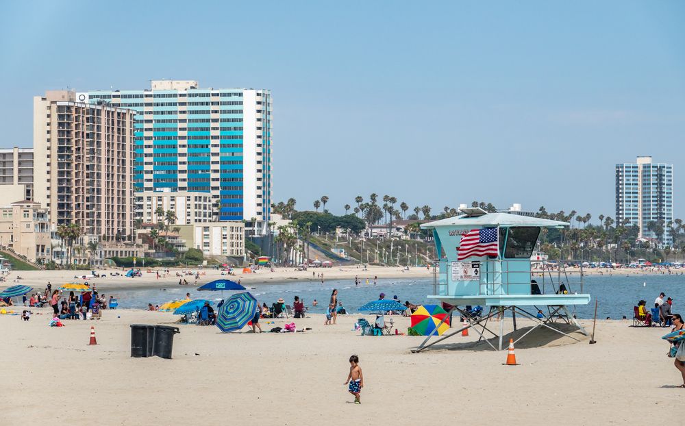 People enjoying the sun at Alamitos Beach