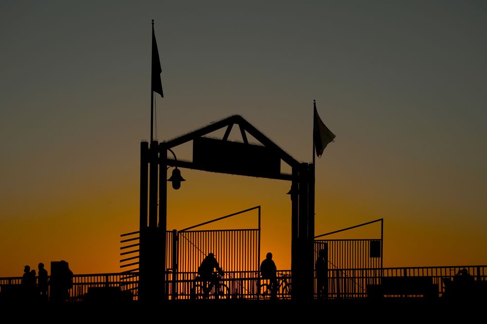 Memorial pier at Belmont Shore