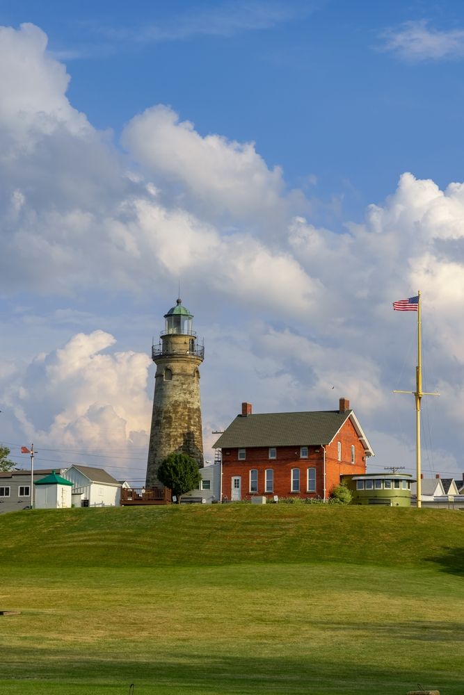 Exterior of Fairport Marine Museum