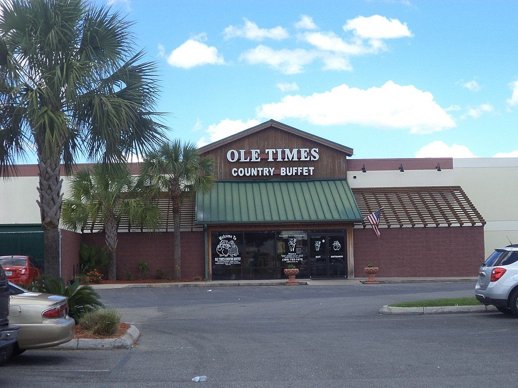 Restaurant at Lake City Mall