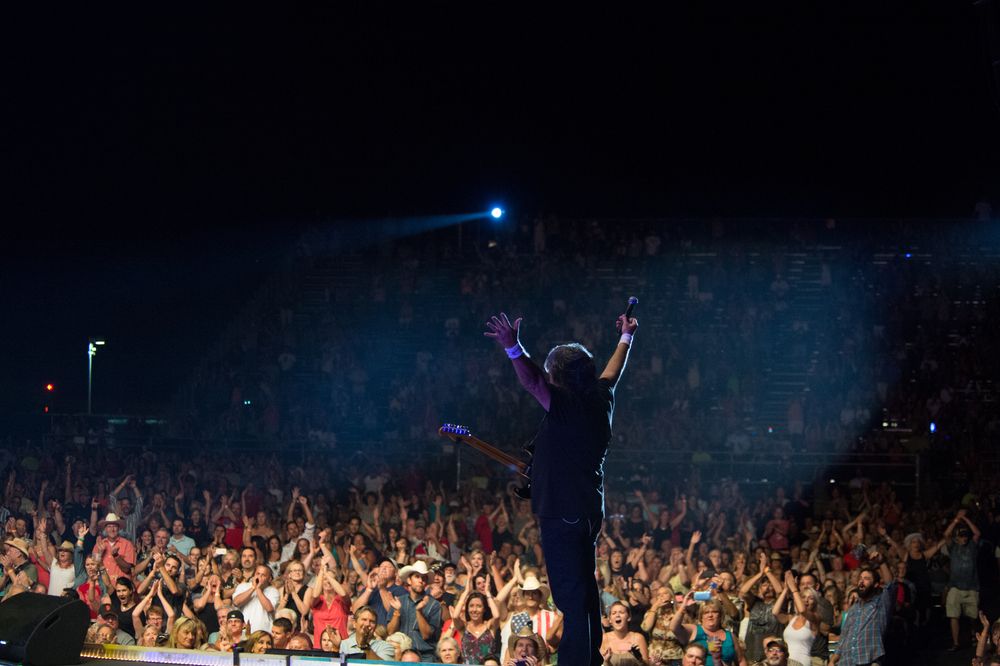 The crowd in Thunder Valley Casino Resort