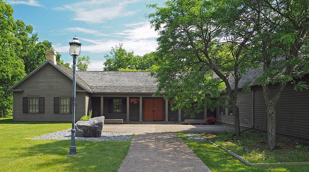 Exterior of the Charles A. Weyerhaeuser Memorial Museum