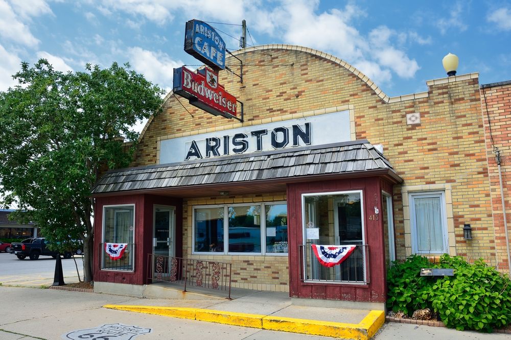 Close view of Ariston Café's exterior