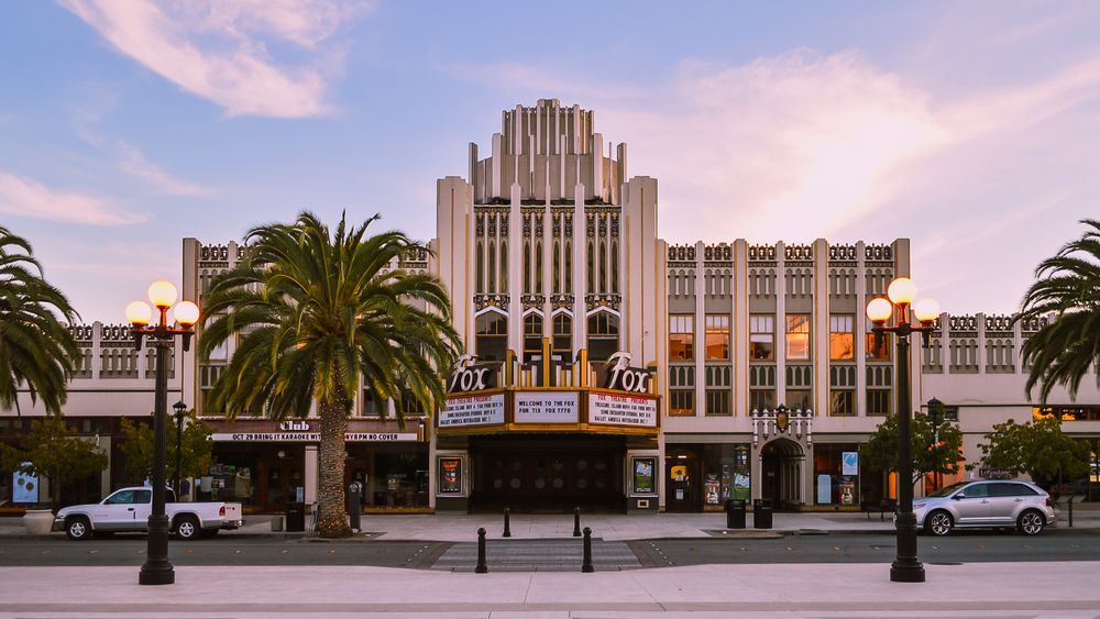 Front Vew of Fox Theatre