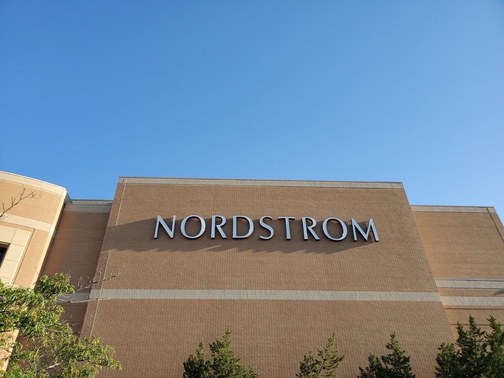 Nordstrom storefront at Oak Park Mall