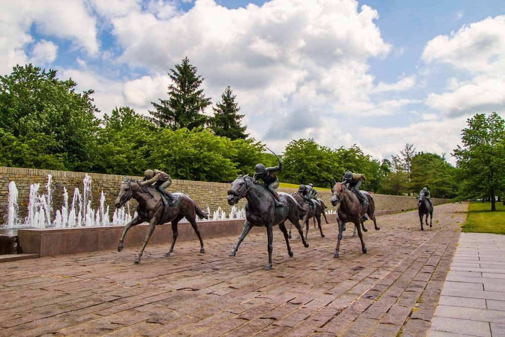 Life-Size Horse Statues at the Thoroughbred Park