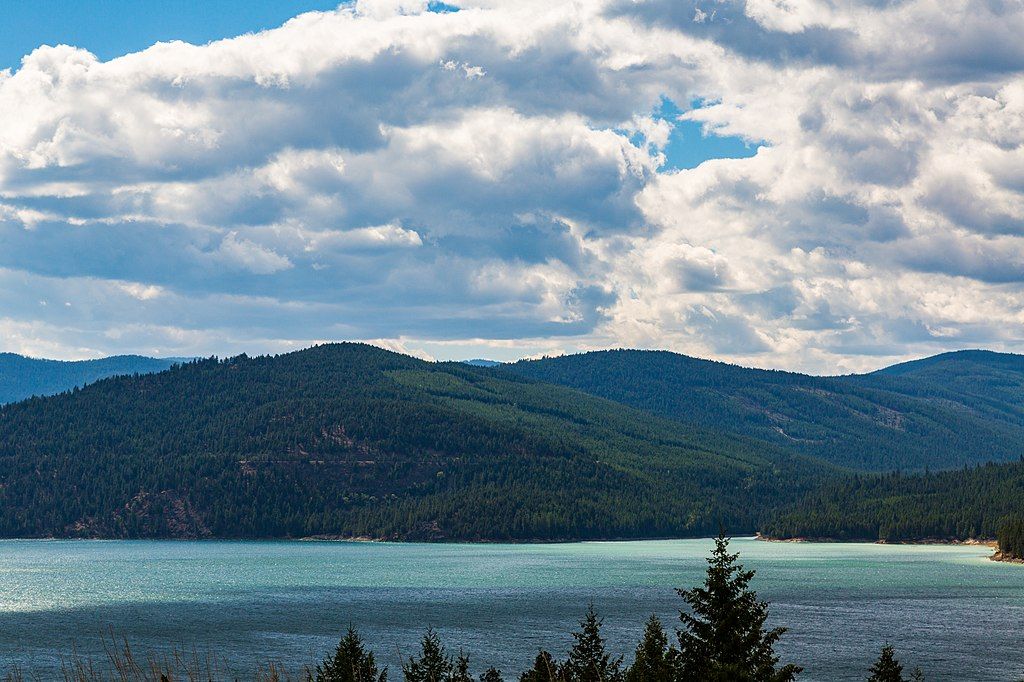 Mountain views from Lake Koocanusa Scenic Byway