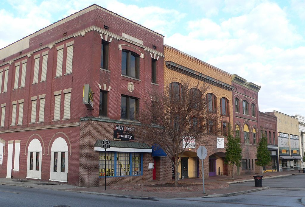 Buildings at Lumberton Commercial Historic District