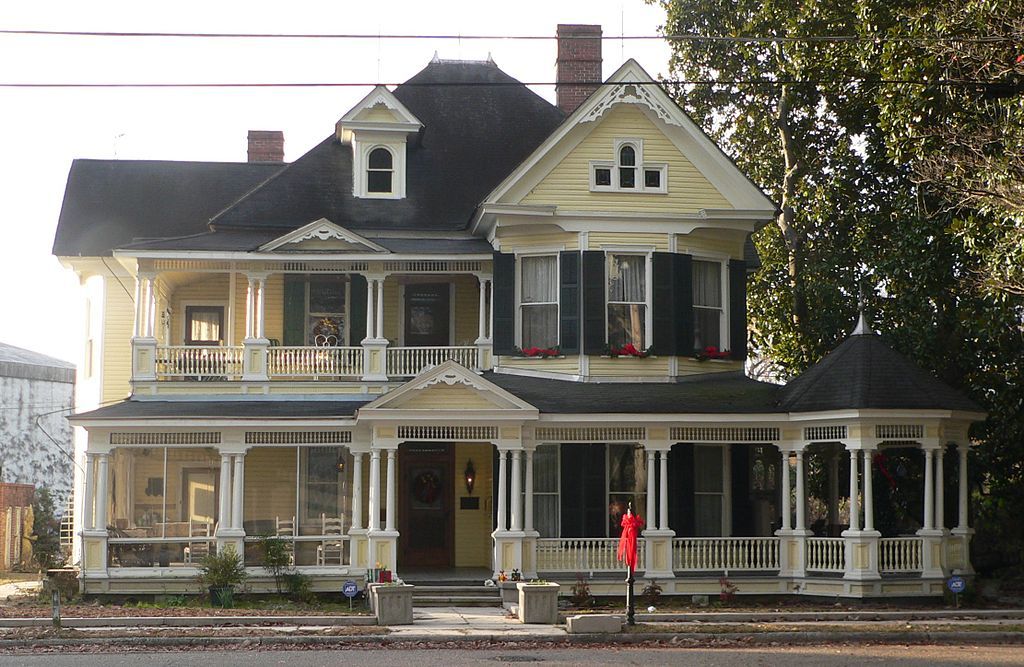 Front view of Luther Henry Caldwell House