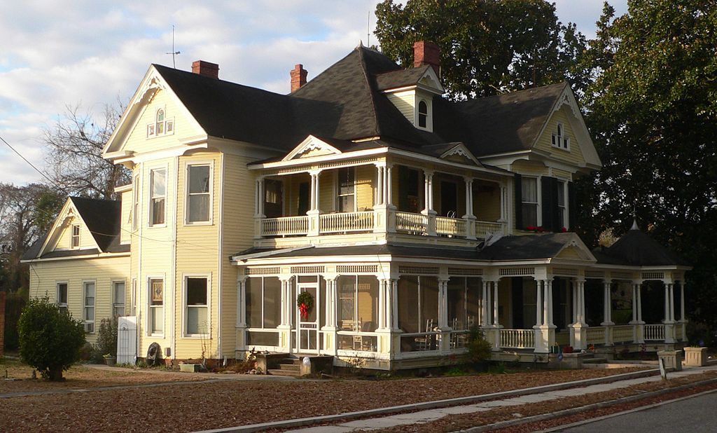 Side view of Luther Henry Caldwell House's exterior