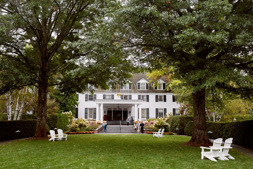 Outside View of Woodstock Inn and Resort