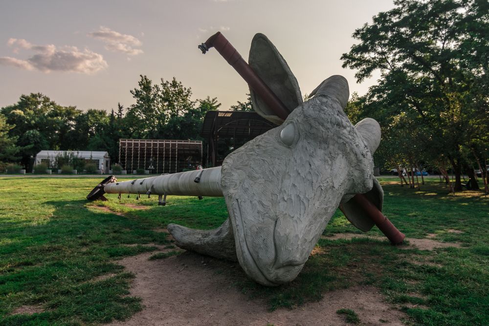 A big goat head sculpture.