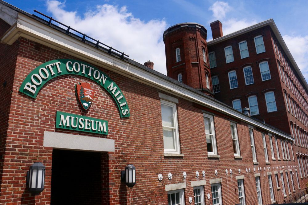 Exterior of the Boott cotton mills museum at National Historical Park