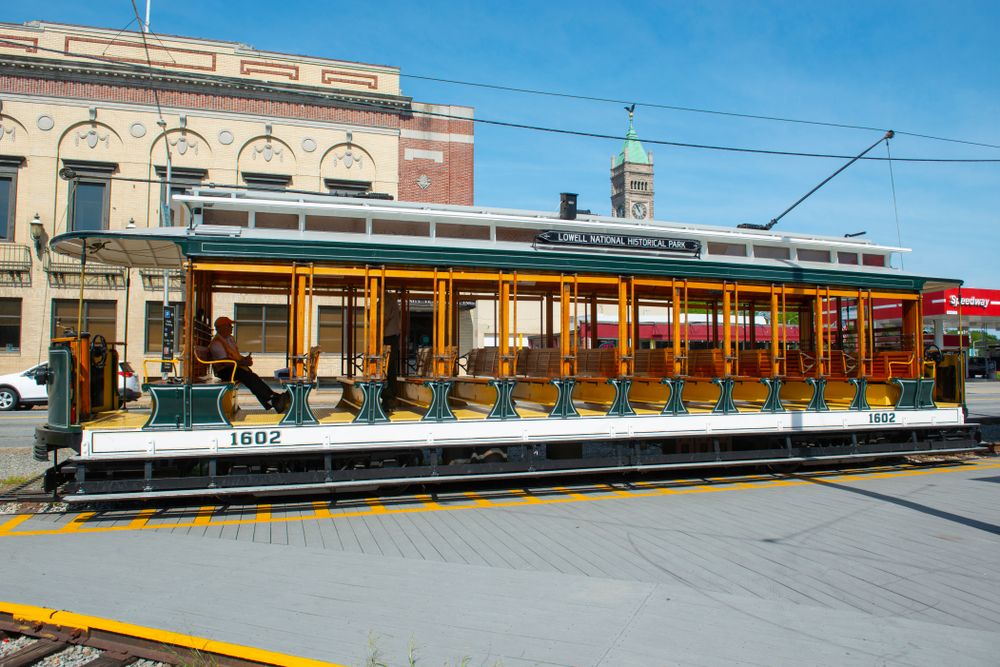 Body of a trolley streetcar at National Streetcar Museum
