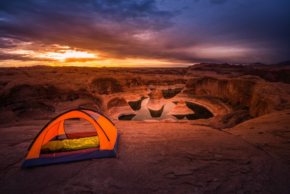 A tent pitched overlooking the Reflection Canyon