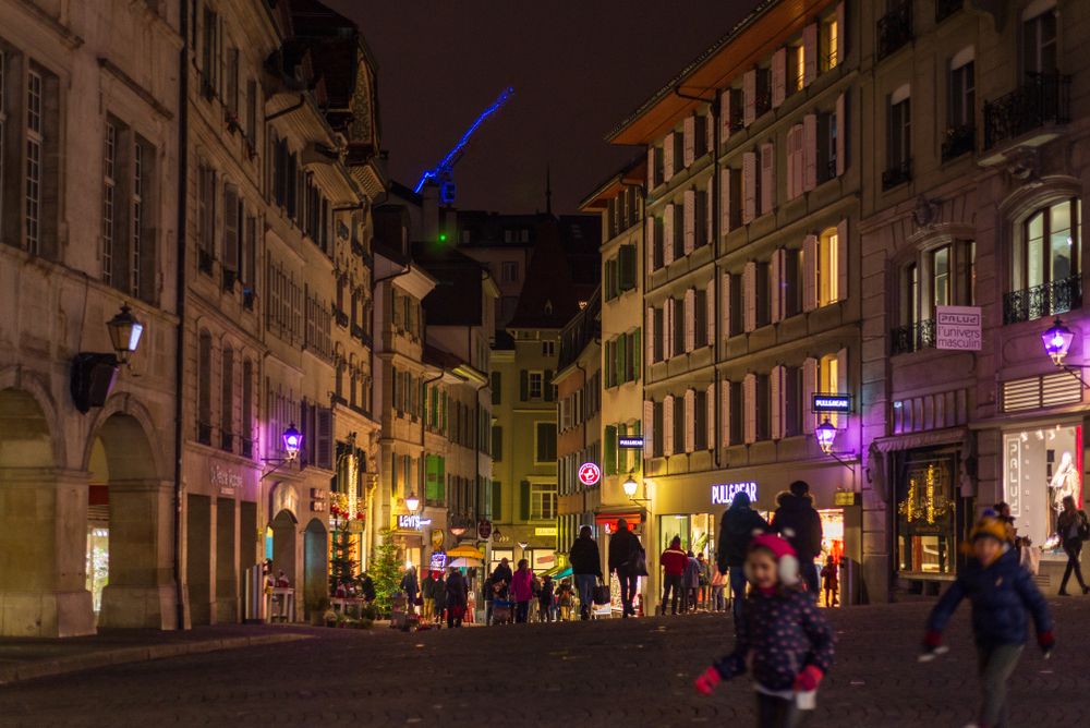 Night scene at Place de la Palud