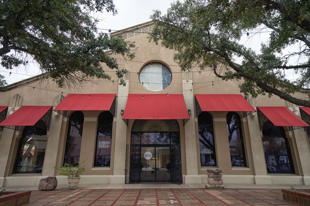 Exterior of the Laredo Center for the Arts