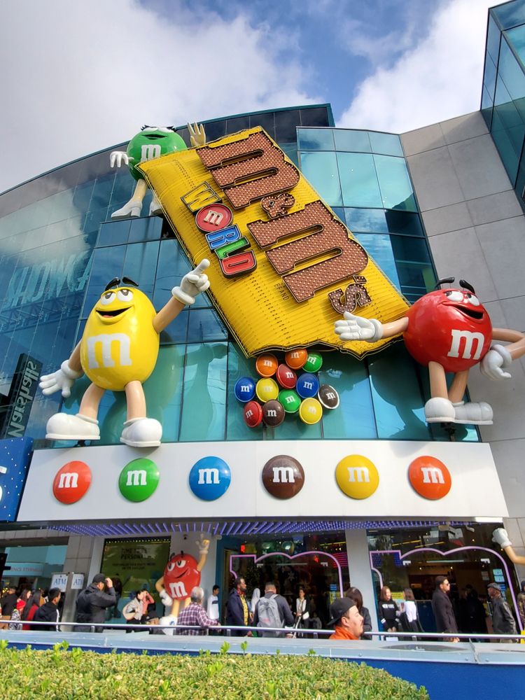 Exterior of M&M's World Las Vegas