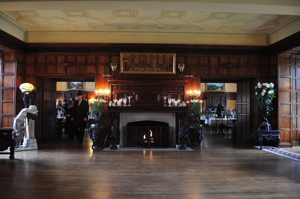 Interior of the Thornewood Castle