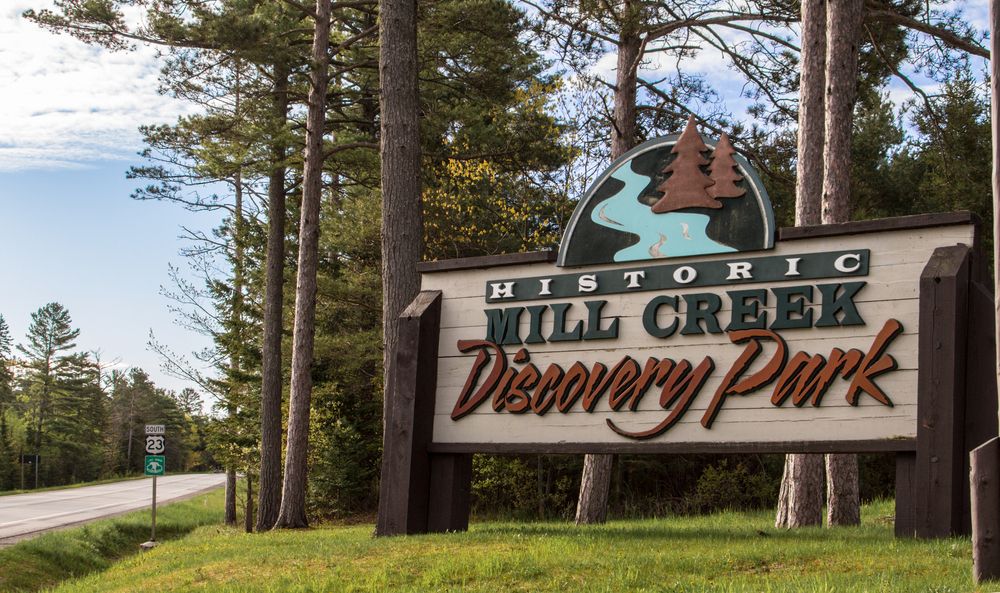 Welcome sign of Mill Creek Discovery Park