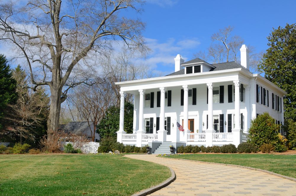 Exterior view of the historic Antebellum house.