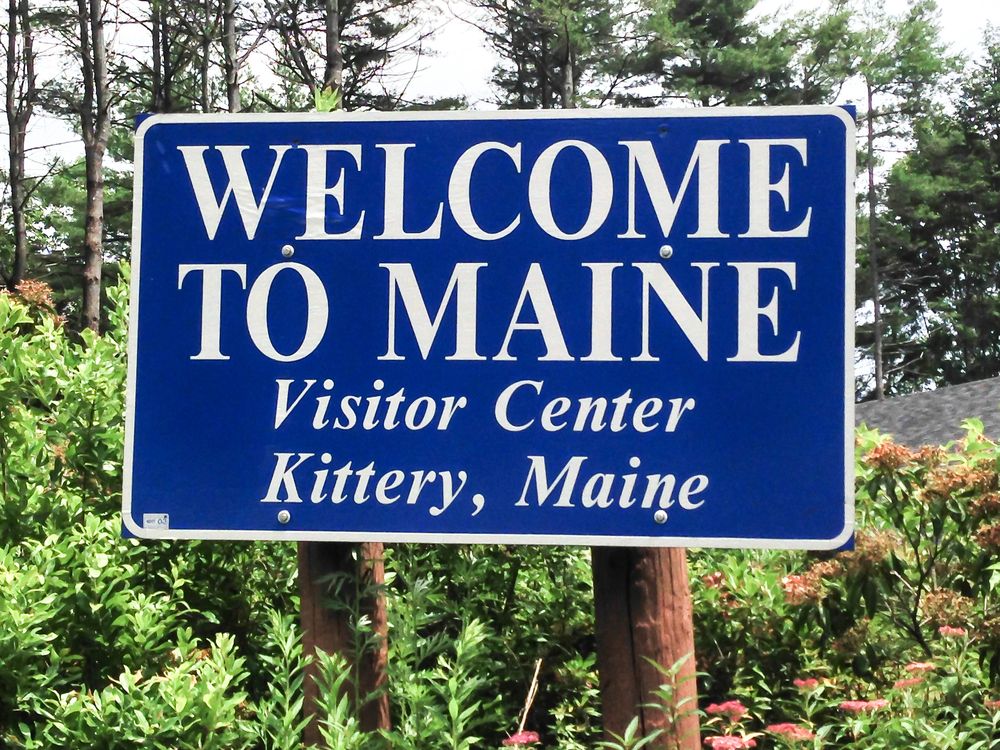 Sign in Maine Visitor Information Center
