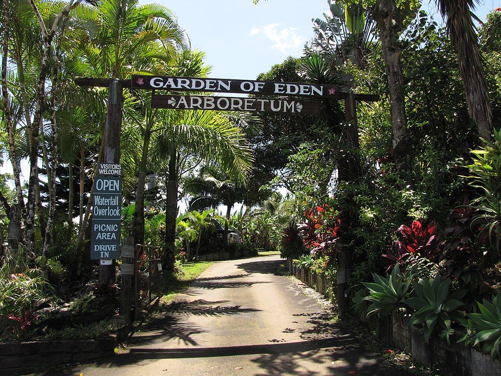 Entrance to Garden of Eden Arboretum