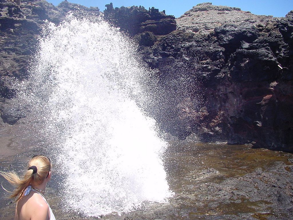 The waters of Nakalele Blowhole