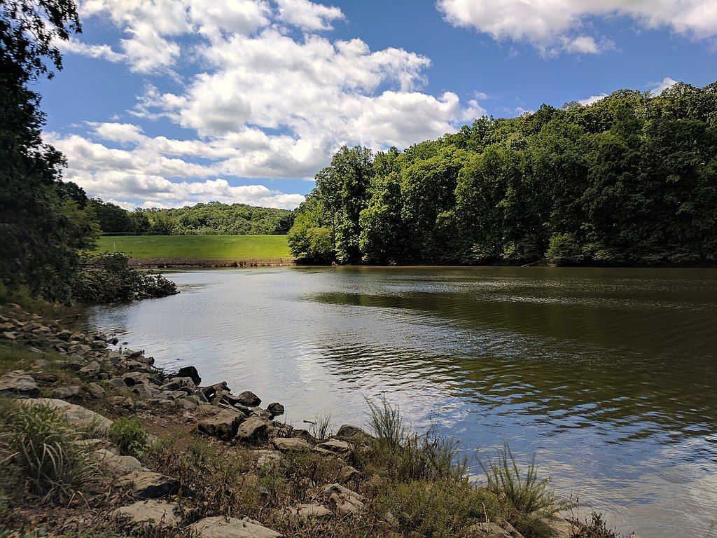 A lake at Rock Creek Regional Park